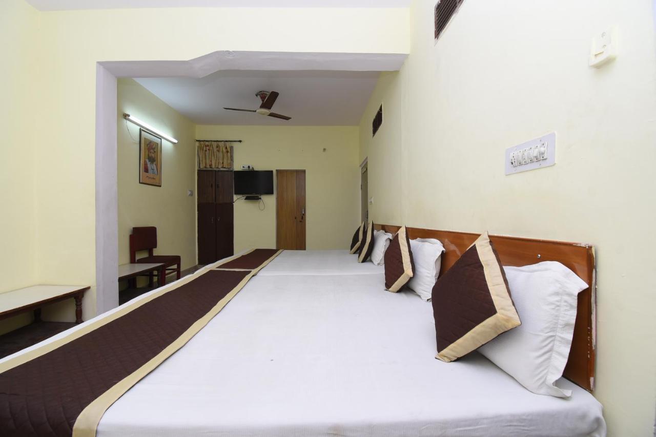 Hotel Jaipur Achrol Exterior foto